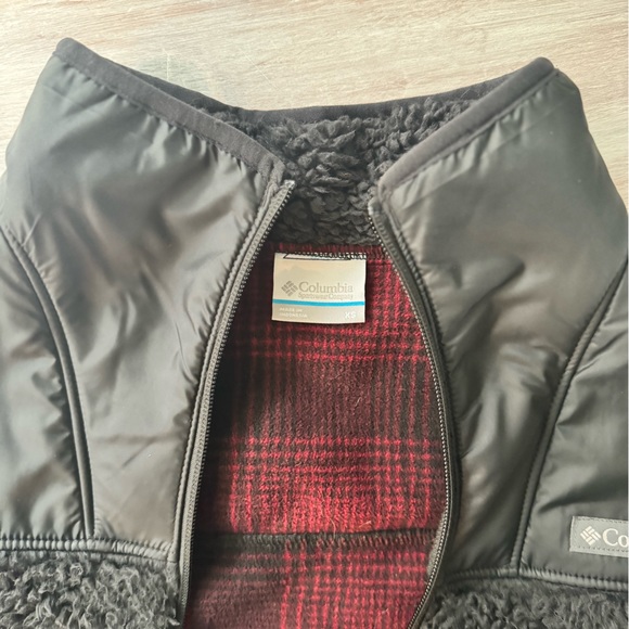 Women’s Columbia jacket - Picture 3 of 4